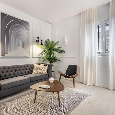 Central Stylish And Elegant 1 & 2 Bedroom Apartments III Granada Buitenkant foto