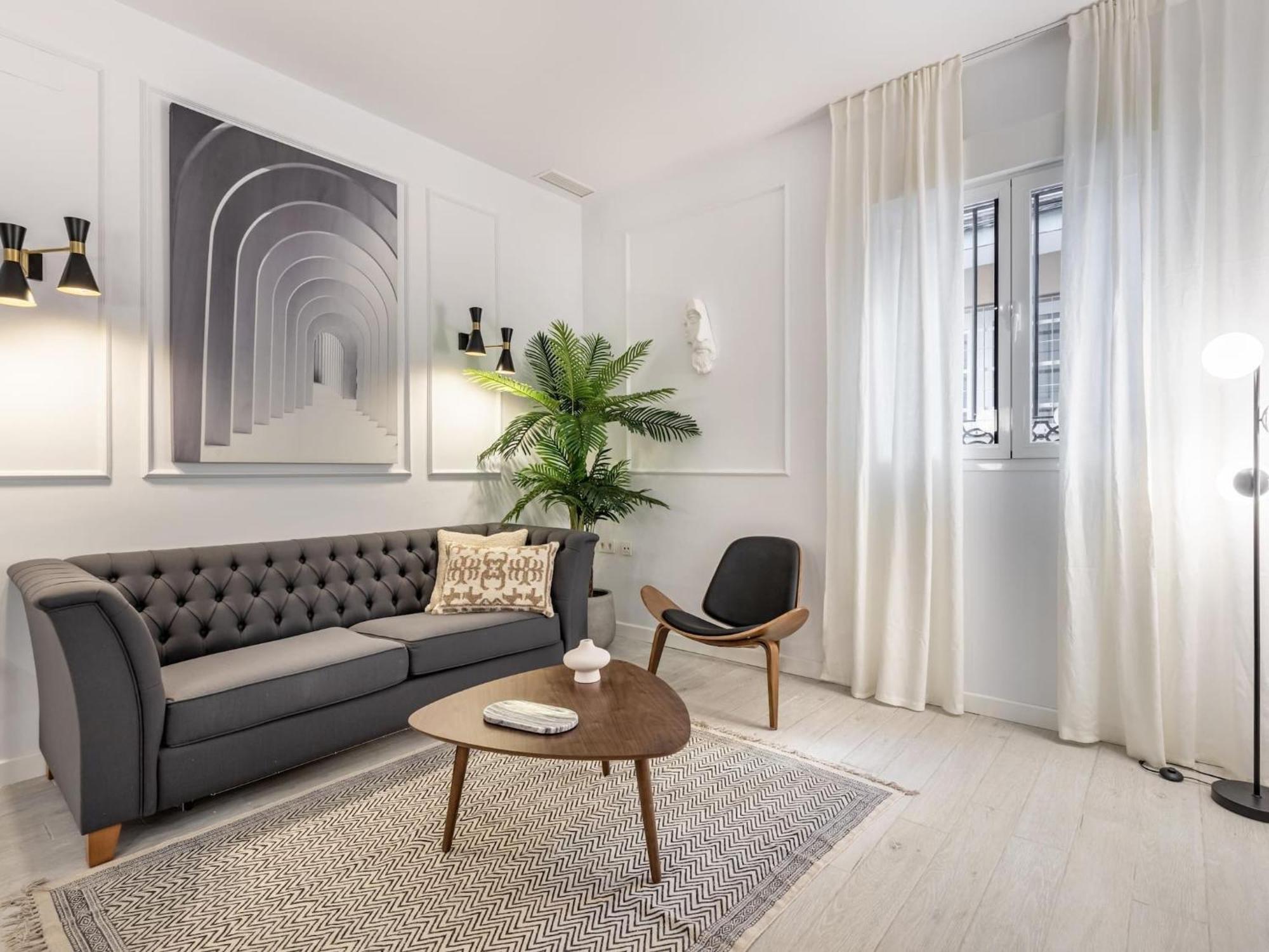 Central Stylish And Elegant 1 & 2 Bedroom Apartments III Granada Buitenkant foto