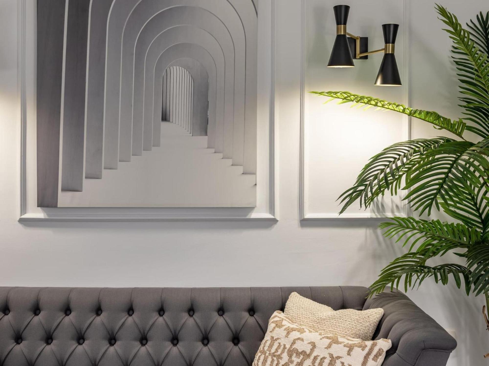 Central Stylish And Elegant 1 & 2 Bedroom Apartments III Granada Buitenkant foto