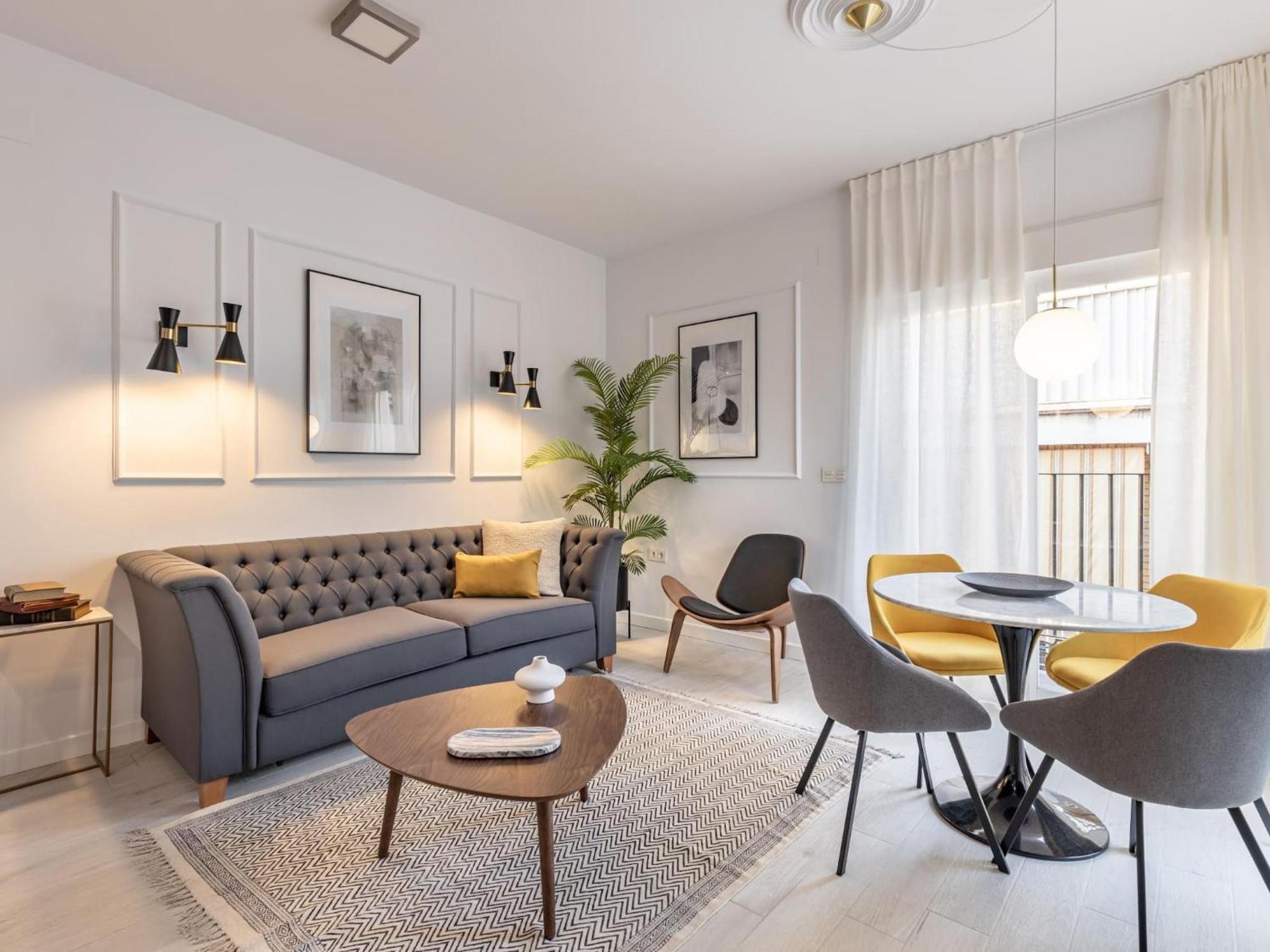 Central Stylish And Elegant 1 & 2 Bedroom Apartments III Granada Buitenkant foto